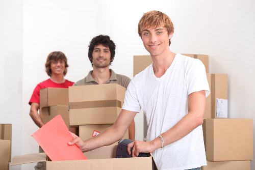 A smooth Tufnell Park removals process with organized loading